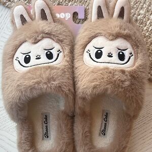 Tan Labubu Woman's Fuzzy Monster Slippers NWT